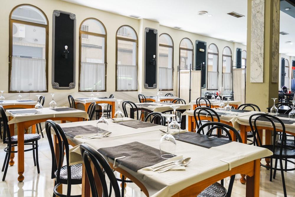 Oyo Hotel Costa Andaluza Motril Kültér fotó