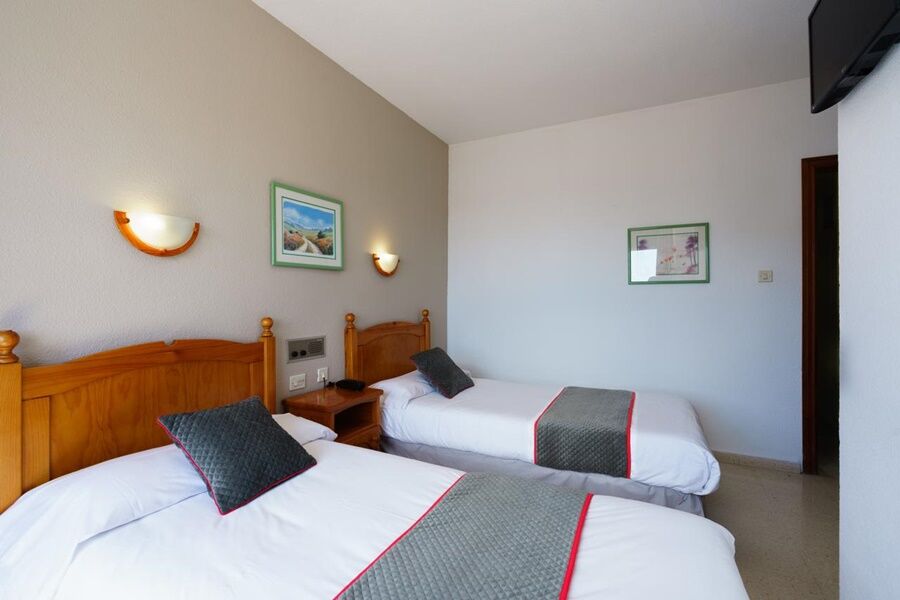 Oyo Hotel Costa Andaluza Motril Kültér fotó